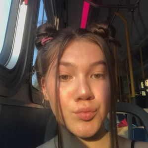 Meet your Posher, Lexi